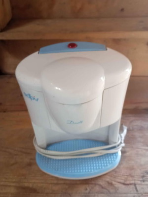 Coffee machine used, working and durable