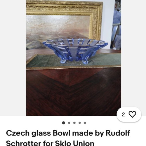 Art Deco fruit bowl by Schrotter 1930 like new pressed glass