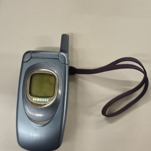 Samsung A800 used for parts or repair without charger