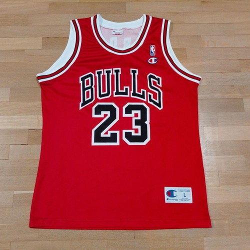 Chicago Bulls #23 Michael Jordan Vintage Champion NBA Basketball Jersey size L like new