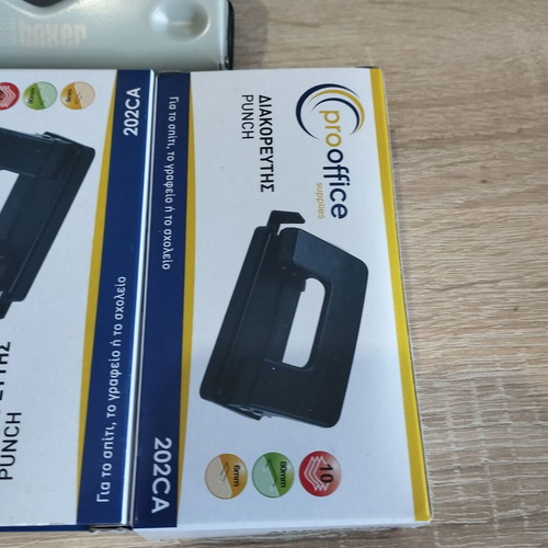 Pro Office hole punches new, pack of 4