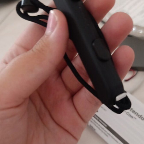 Nintendo Joycons set like new, one cosmetically damaged