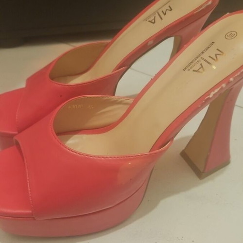 Platform sandals used, size 39, pink fuchsia