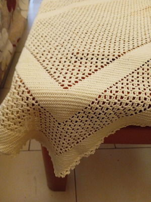 Handmade vintage lace tablecloth ecru cotton like new