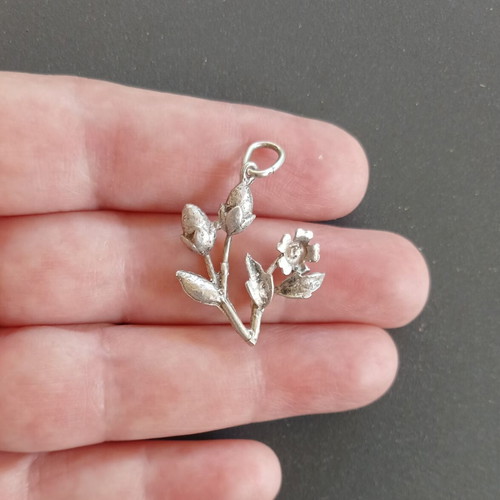 Silver 925 pendant vintage, like new