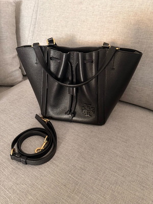Tory Burch McGraw Dragonfly black handbag like new
