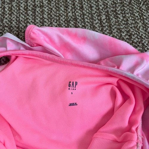 GAP Kids Tie-Dye One Piece Swimsuit brand new, pink, size S