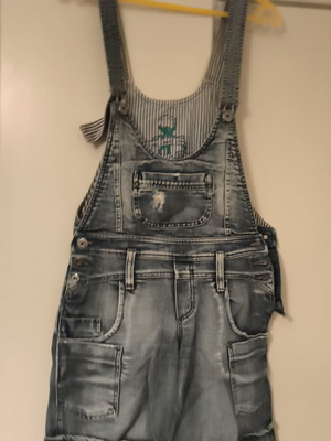 Bershka denim shorts salopette medium used, blue