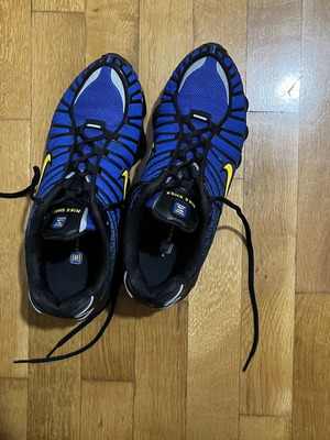 Nike Shox спортни обувки като нови, номер 44, черно и синьо