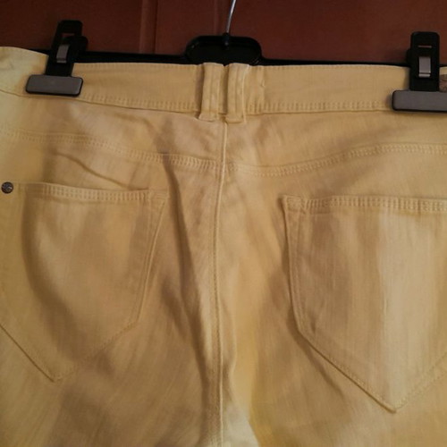 Bershka yellow denim pants like new, size 40