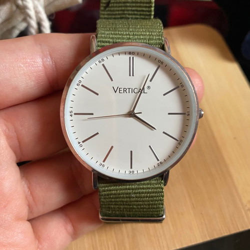 Wristwatch with fabric khaki strap