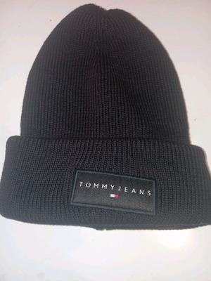 Tommy Jeans knit cotton hat new, black