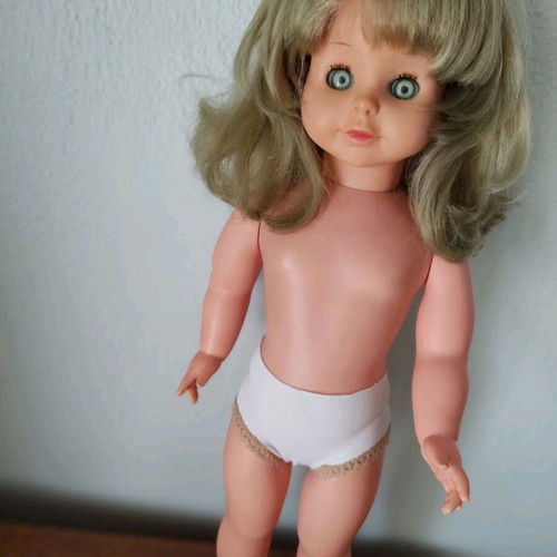 Unikca Belgium doll used, height 43cm