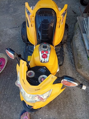 Electric ride-on motorcycles, set of 2