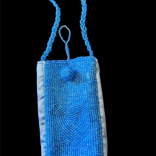 Mobile phone case like new with blue beads