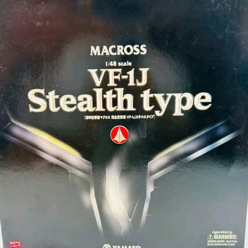 Yamato Macross VF-1J Stealth Type Perfect Transform 1/48 like new