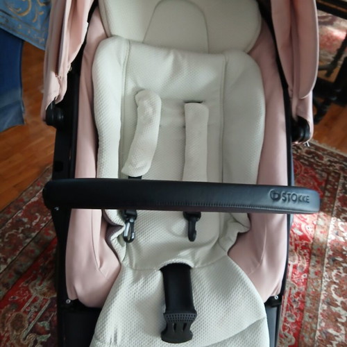 Stokke limited edition baby stroller used, soft pink with pistachio details