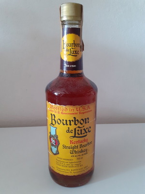 Bourbon de Luxe Straight Bourbon Whiskey 700ml