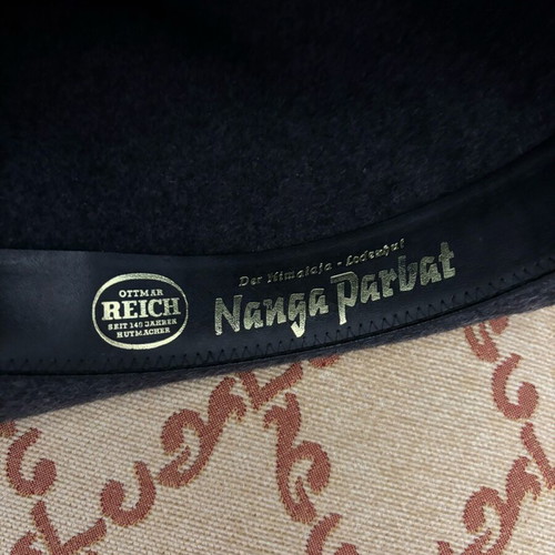 Men's wool hat for winter Large like new