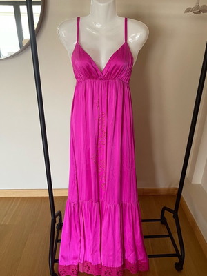 Princess long satin dress size M like new, pink