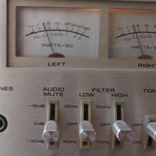Vintage Akai AM-2600 stereo amplifier, made in Japan
