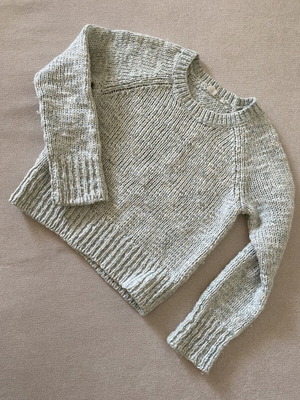Gap chunky knit sweater size M mint color like new