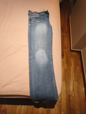 Guess jeans size 31 used