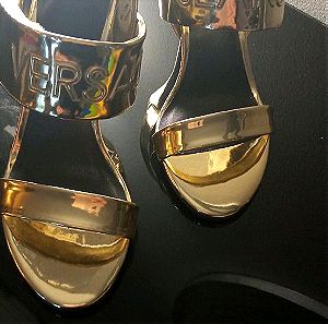 Πέδιλο Versace χρυσό