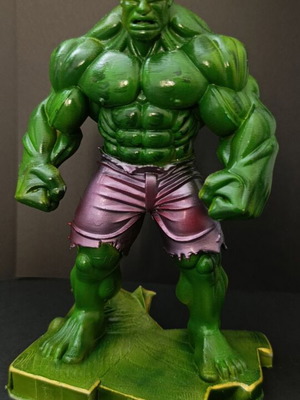 Hulk figure 18cm 3D like new, hand painted
