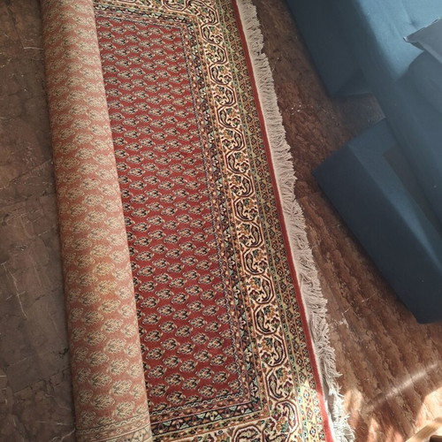Anatolia wool rug like new, 2m x 1.93m