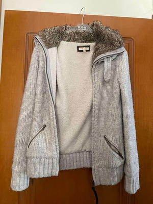 Ζακέτα γκρι με γούνα μεταχειρισμένη, μέγεθος L