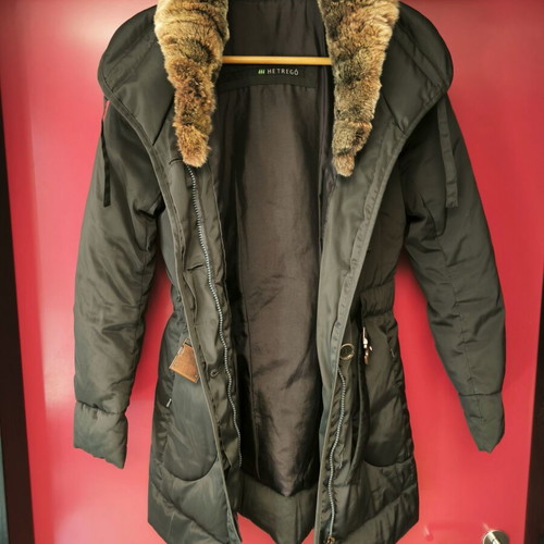 Hetregó women's brown jacket medium like new, missing one button