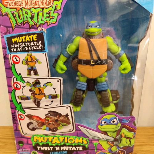 Teenage Mutant Ninja Turtles Tales of Mutations Twist N Mutate Leonardo new