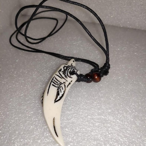 Shark Tooth Pendant with Adjustable Cord like new
