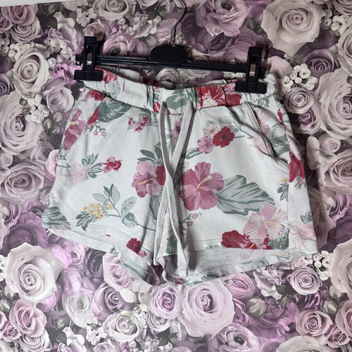 Floral women's shorts XS like new, pastel colors