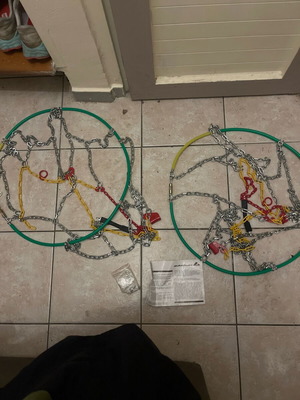 Snow chains like new for all cars