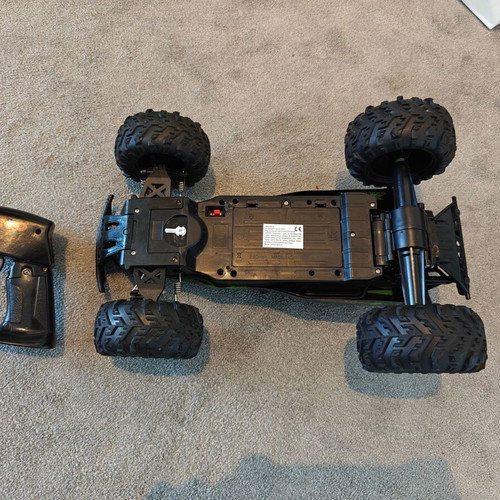 Fox Cunning remote control car like new