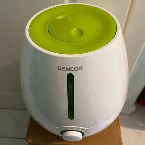 Room humidifier like new for 30m2 with special filter
