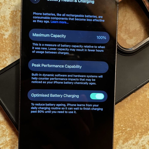 Apple iPhone 13 Pro 128GB with case, silent button broken