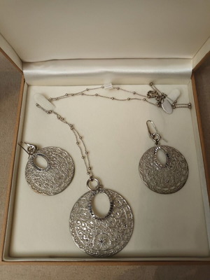 Li - La - Lo Jewelry Set Silver Plated New