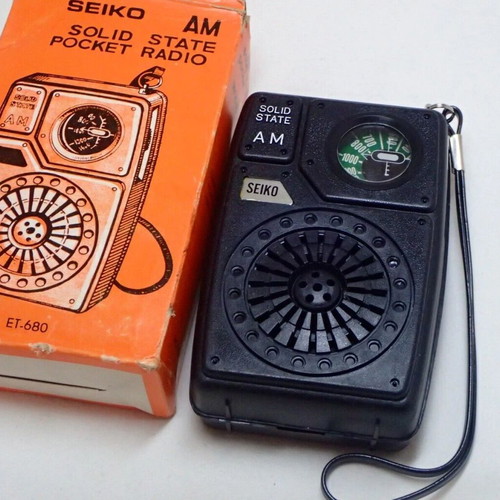 Seiko AM Solid State Pocket Radio model ET-680 new, black