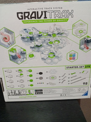 GraviTrax starter set like new, missing 3 marbles