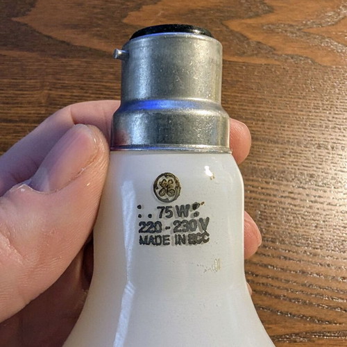 Vintage λάμπα General Electric Opal B22 75W καινούργια, 90s