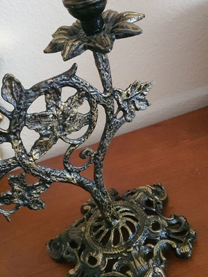 Bronze candlestick like new, height 30cm