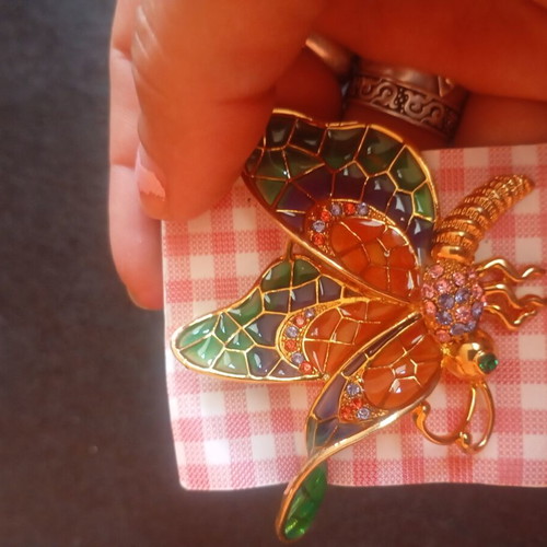Vintage pin butterfly design, new condition