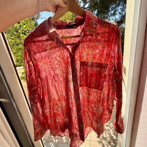 Massimo Dutti floral shirt size M like new, red pink