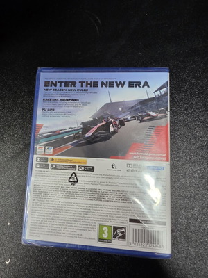 F1 2022 PS5 game sealed