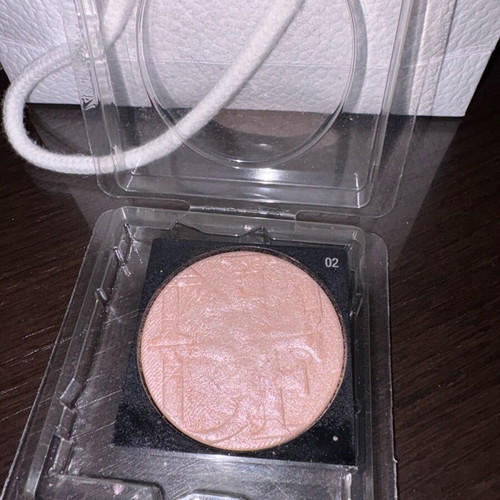 Dior highlighter shade 02 new