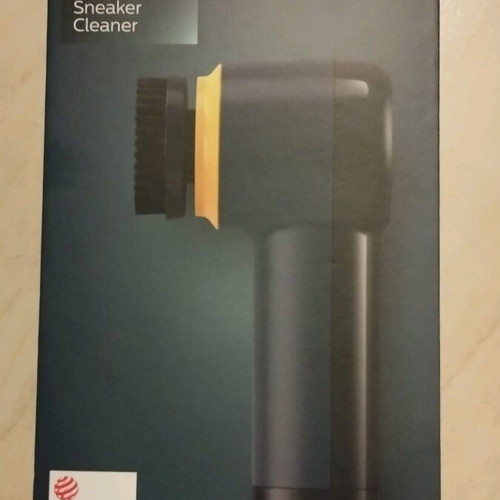 Philips sneakers cleaner new, battery operated