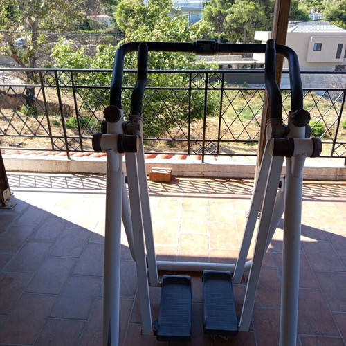 Fitness machine used, air walker for home exercise